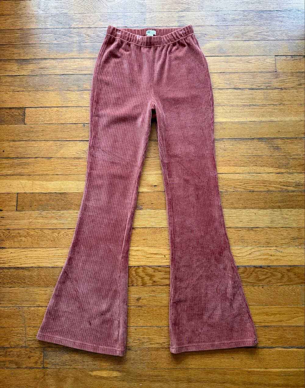 BILLABONG Stretch Ribbed Flared Velour Pants sz S (NWT)